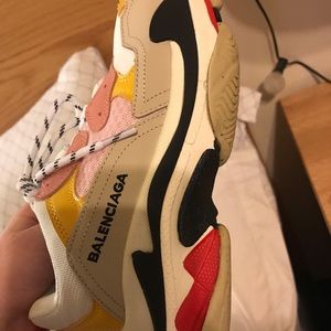 Balnciaga women’s shoes